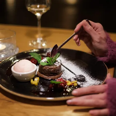Lägenhetshotell Na Klenici 4*