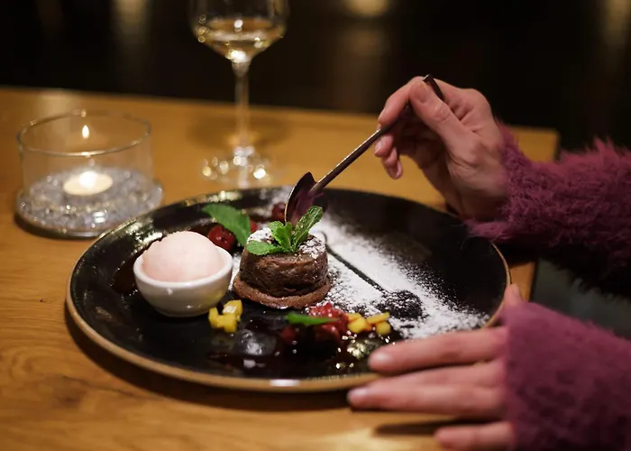 شقة فندقية Na Klenici 4*