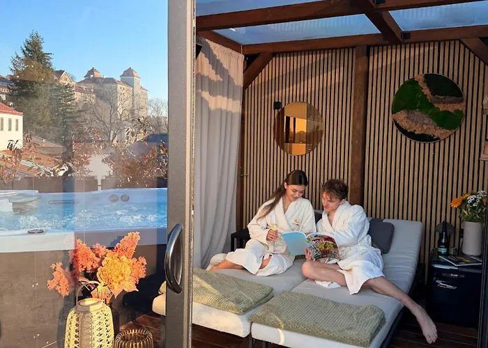 Апарт-отель Na Klenici 4*